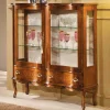 Barock Vitrine 2-türig Agosto mit Nussbaum Furnier