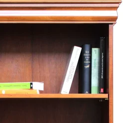 Bücherschrank im klassischen Stil - Kimms