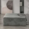 Beistellhocker aus grauem Samt - Denmark