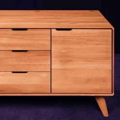 63cm hohes Sideboard mit 134cm Länge - Junola