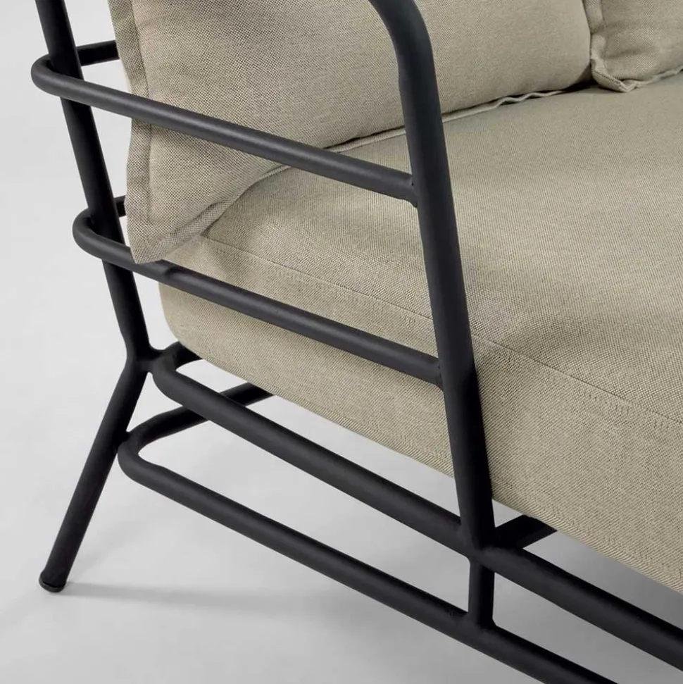 Dreisitzer Sofa mit Stahlgestell Schwarz - Emjan