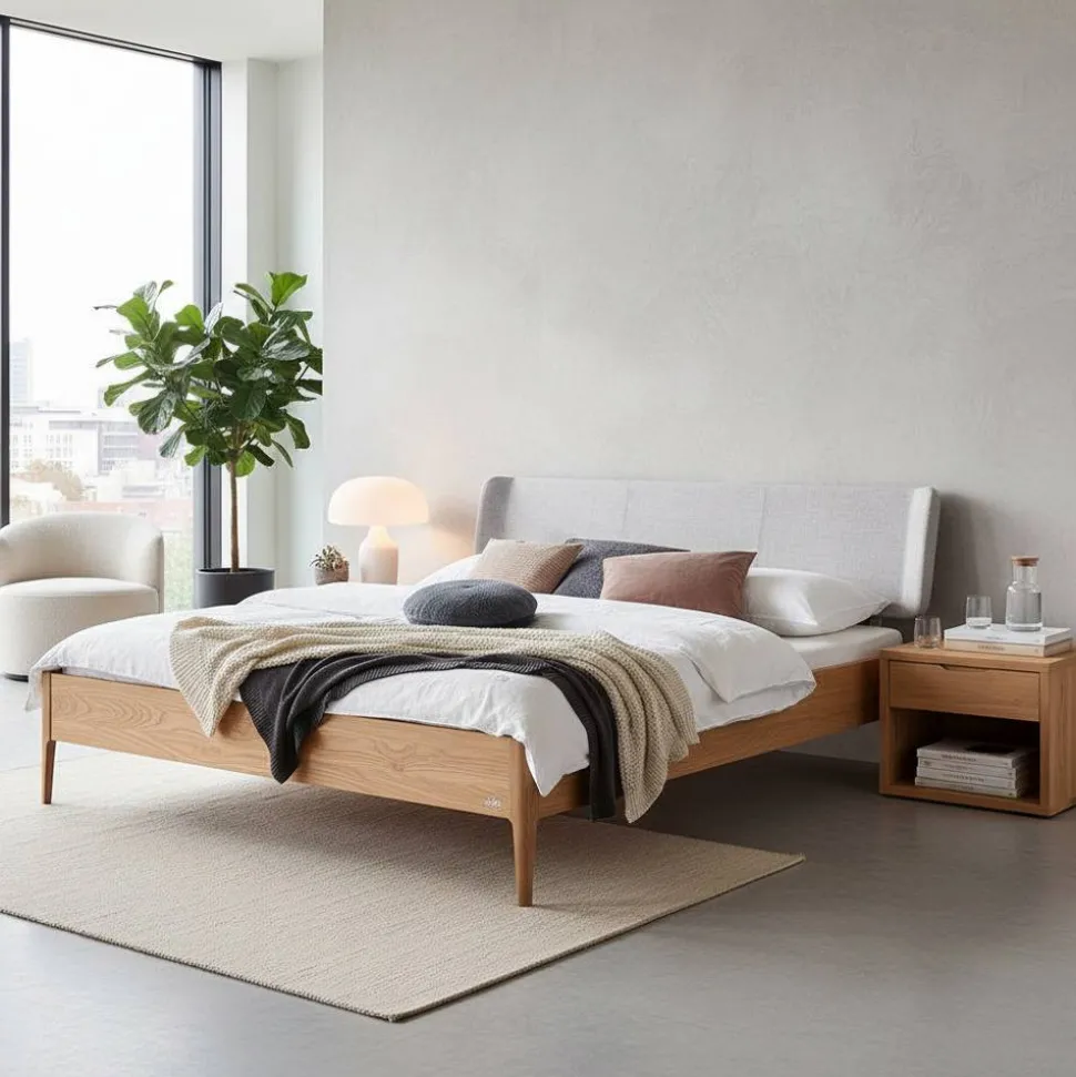 Helles Bett aus geölter Eiche modern - Fachet