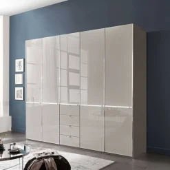 Hellgrauer Schrank mit fünf Türen - Nucina