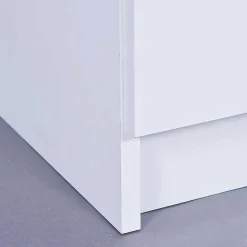 Hohe Kommode Danjala in Weiß