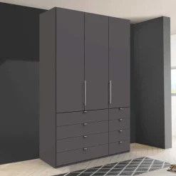 Hoher Schlafzimmer Schrank in Braun - Sitanio