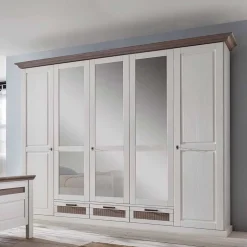 Massivholz-Schrank im Landhausstil Izarella mit drei Spiegeln