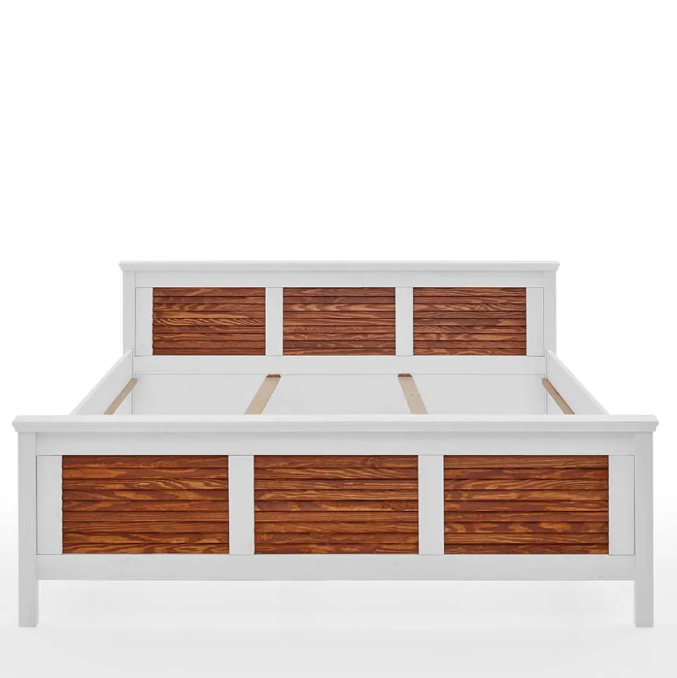 Modern Country Bett in Weiß mit Bernstein - Chako