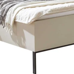 Modernes Bettgestell mit 160 cm Breite - Kezmina