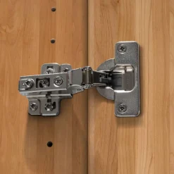3-türiger Schlafzimmerschrank in Erle - Dilacco