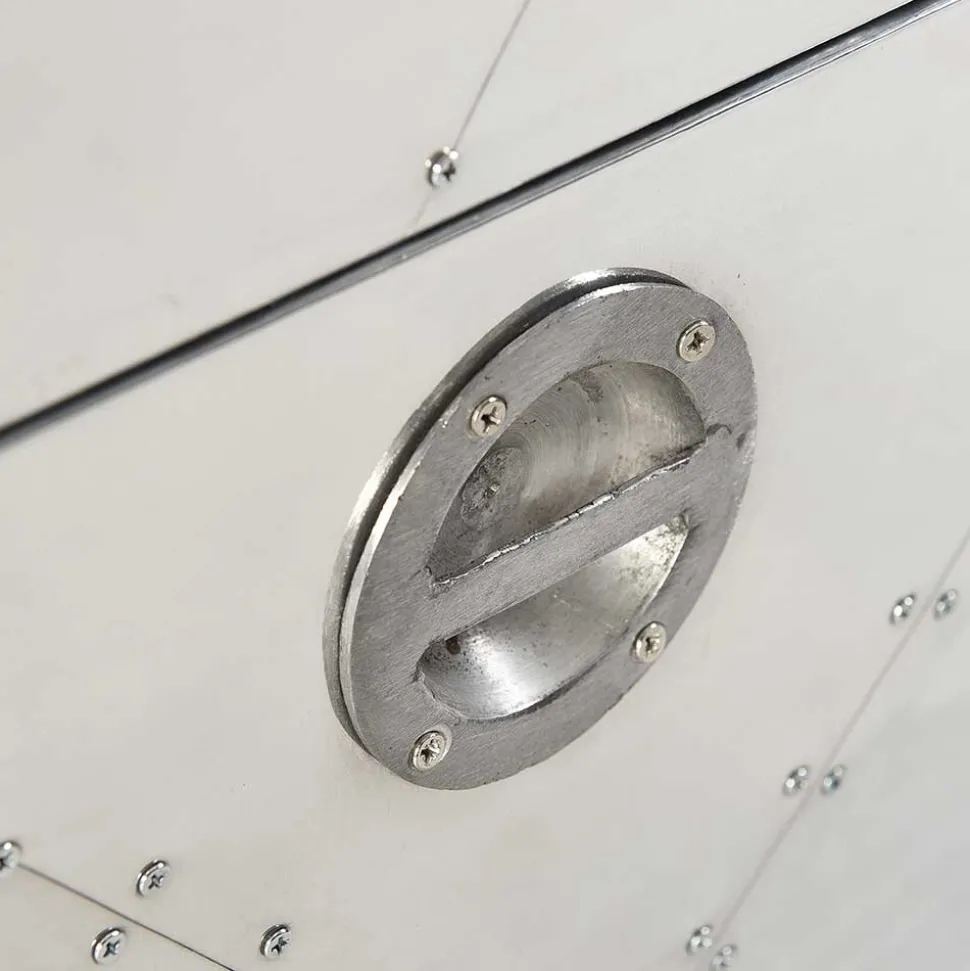 TV Board Pilot mit Zierschrauben