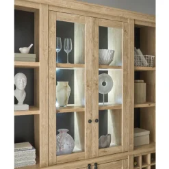Vitrinenschrank im Landhaus Look - Hengas