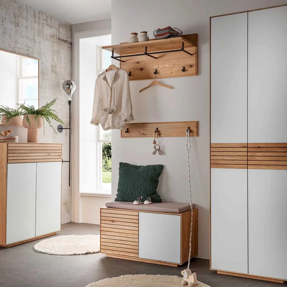 Wandgarderobe aus Asteiche Massivholz und Metall - Zonga