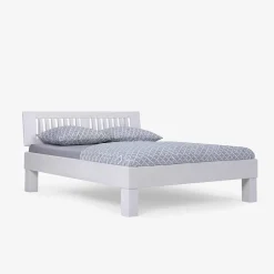 Weißes Doppelbett Calicantas aus Buche Massivholz